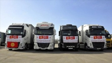 Kırgızistan'dan 4 yardım tırı Türkiye'ye uğurlandı