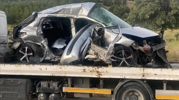 Konya'da trafik kazasında 5 kişi öldü, 4 kişi yaralandı