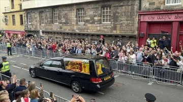 Kraliçe Elizabeth'in cenazesi Balmoral'dan İskoçya'nın başkenti Edinburgh'a götü