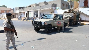 Libya'nın başkenti Trablus'ta silahlı gruplar arasında çıkan çatışmada 13 kişi öldü