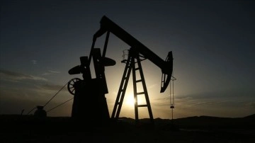 Libya’nın günlük petrol üretimi yeniden 1 milyon varilin üstüne çıktı