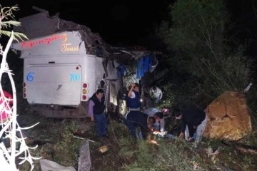 Meksika’da otobüs uçuruma yuvarlandı: 3 ölü, 36 yaralı