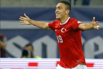Mevlüt Erdinç futbola veda etti