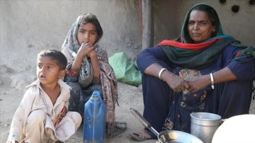 Pakistan çöllerinde yaşayan Rohiler, zorluğa rağmen ata topraklarını terk etmiyor