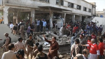 Pakistan'da doğal gaz boru hattında meydana gelen patlamada 14 kişi öldü