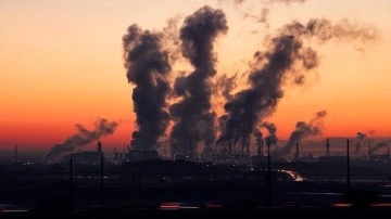 Paris Anlaşması'na karşın hükümetler fosil yakıt üretimini artırmayı planlıyor