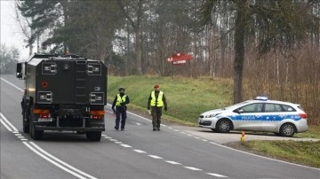 Polonya'da "patlayan" hediye nedeniyle polisler zorunlu el bombası eğitimi alacak