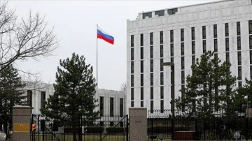 Rusya, ABD’nin 55 Rus diplomat ve çalışanı elan uç dışı etmesini bekliyor