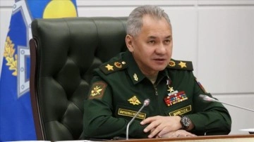 Rusya Savunma Bakanı, Ukrayna’da savaşan birliklerin komuta merkezini denetledi