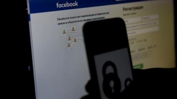 Rusya'da Facebook'a salname geliri üstünden dünyalık cezası verilebilir