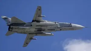 Rusya'da Su-24 savaş uçağı düştü
