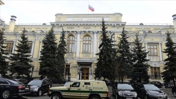 Rusya'da yurt dışına para transferi sınırlandırıldı