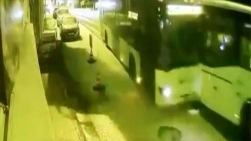 Sarıyer'de iki İETT otobüsü çarpıştı