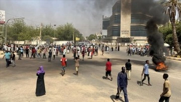 Sudan'daki 'darbe karşıtı' gösterilerde 21 insan yaralandı