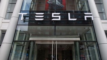 Tesla, maliyeti azaltmak düşüncesince California'dan Teksas'a taşınıyor