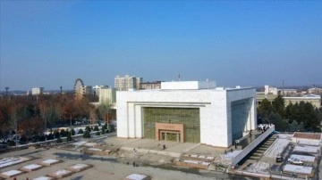 TİKA çeşidinden tadilatı meydana getirilen Kırgızistan Milli Tarih Müzesi ziyarete açıldı