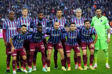 Trabzonspor 2021'deki liderliğini 2022'de şampiyonlukla taçlandırmak istiyor