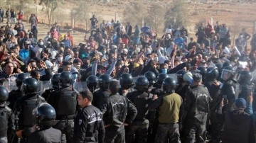 Tunus'un Safaks kentindeki 'çöp protestosuna' düzenlilik güçleri karışma etti