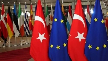 Türkiye ile AB muhacir kaçakçılığıyla mücadelede iş birliğini artıracak