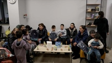 Ukrayna'dan tahliye edilen 200 Azerbaycanlı Esenler'de misafir ediliyor