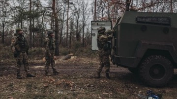 Zelenskiy: Düşman, Donetsk bölgesini ele geçirme çılgın fikrinden vazgeçmedi